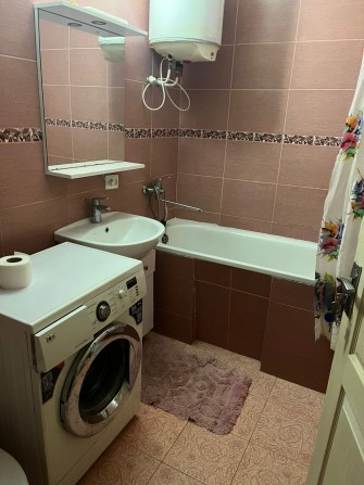 Кімната в гуртожитку зі своїми зручностями на Вишеньці - фото 1