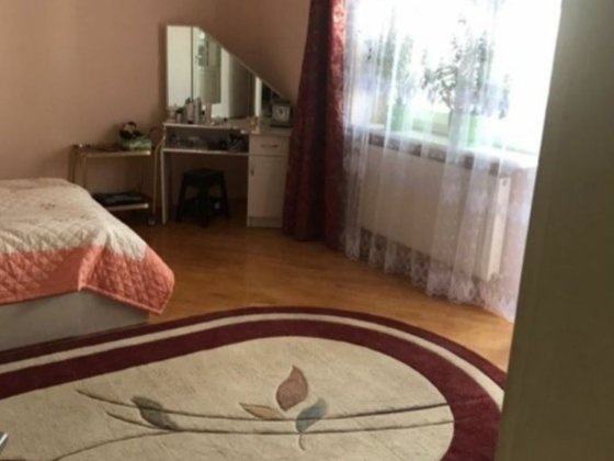 Здам кімнату з проживанням хозяйки  центр 4000гр