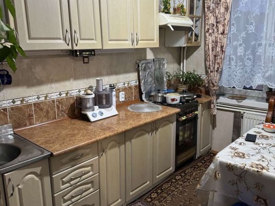 Здам окрему кімнату вулиця Ляля Ратушна , район Слов‘янка Винница