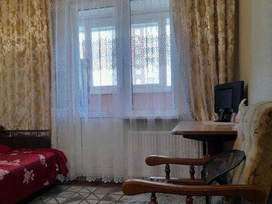 Сдам комнату в двох комнатной квартире ул Милославская дом 2