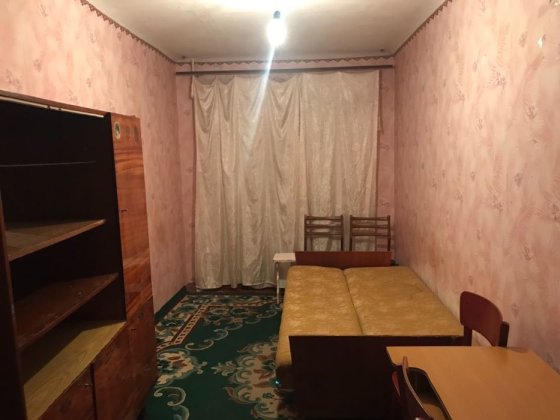 Здам кімнату 12 кв.м. в комунальній квартирі на вул. Молодогвардійській Николаев