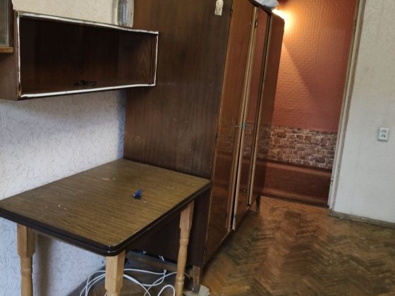 Сдам отдельную комнату без хозяев, м. Левобережная 3 мин. пешком, Сверстюка 8А