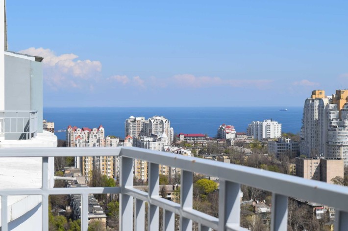 Продам Одеса Приморский Пентхауз Центр Море  Новобуд Комора у подарунок - фото 1