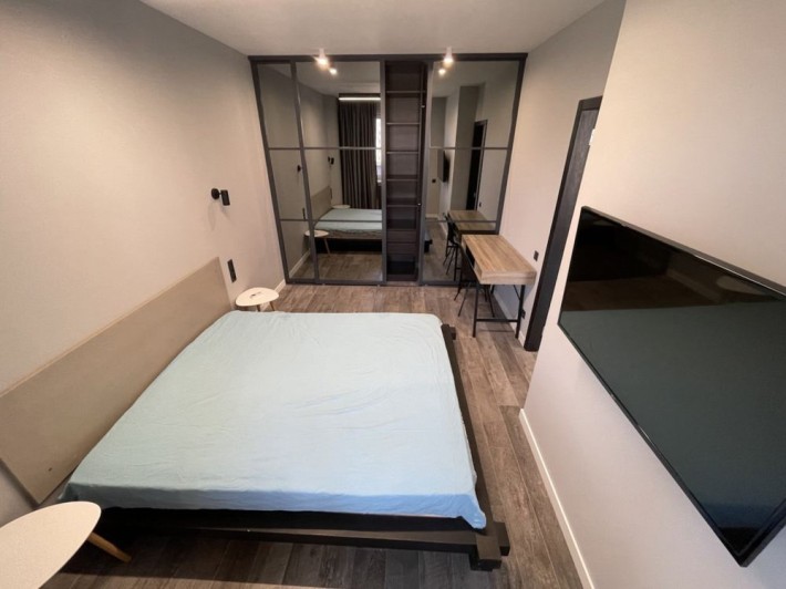 Продаж 1 квм кв жк Будинок з ротондами, Сухумська 11, Павлівка - фото 1