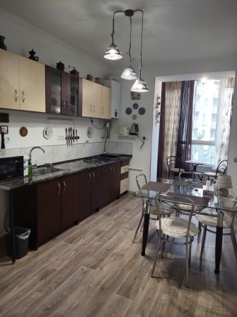 Продам велику 1 кімнатну квартиру в ЖК Уютний Квартал. - фото 1