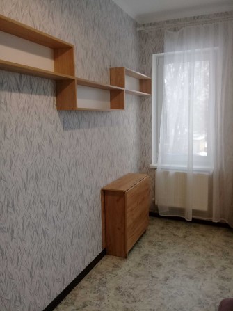 Сдам гостинку в районе ЮЖД - фото 1