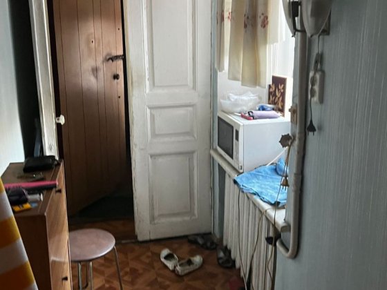 Сдам бессплатно комнату в 2х ком квартире с бабушкой на Богдана Хмельн Одеса