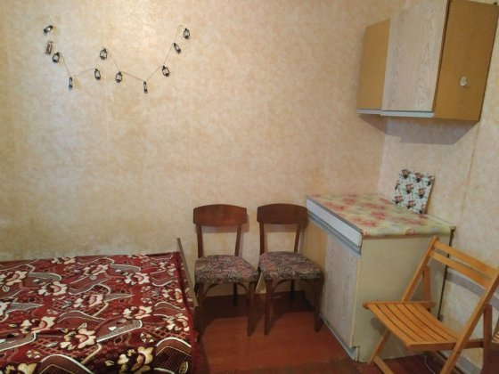 Сдам гостинку в блоке метро Масельского, ул Соича 4