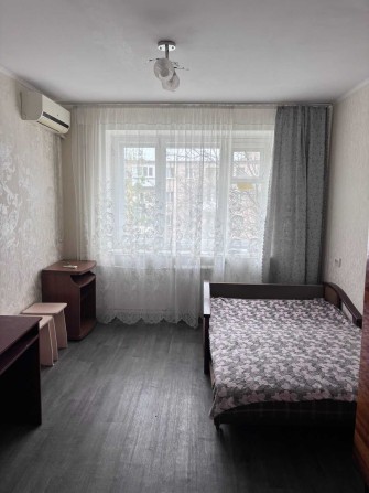 Сдам комнату в коммуне Варненская/ район 100-й школы - фото 1