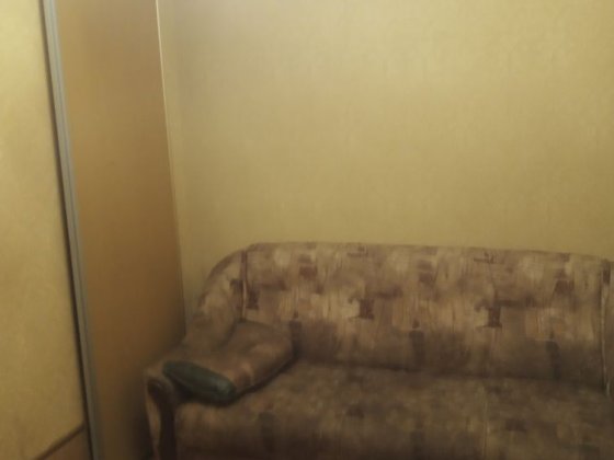 сдам комнату в частном доме с хозяйкой женщине Дом мебели Одеса