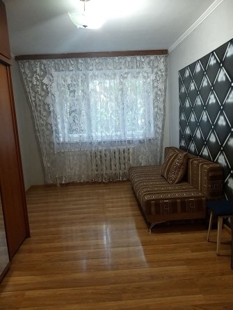 Сдам комнату на Черемушках ул.Космонавтов - фото 1