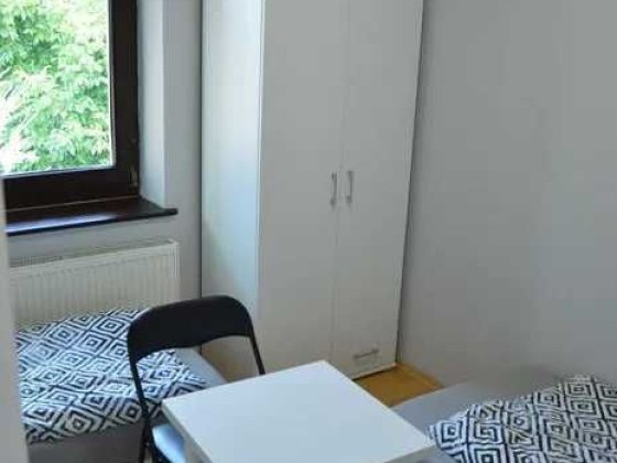 Киевское Общежитие! Метро Васильковская!