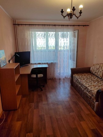 Оренда кімнати в 3-кімнатній квартирі. Троєщина.  Від власника. - фото 1