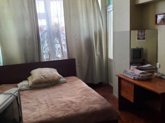 Здається кімната по вул. Б.Хмельницького, 39. Компослуги вже ВРАХОВАНІ! Завжди є СВІТЛО!