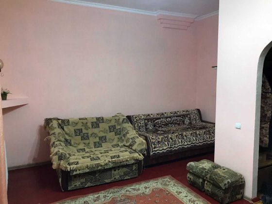 Здається кімната в сімейному гуртожитку м. Нивки