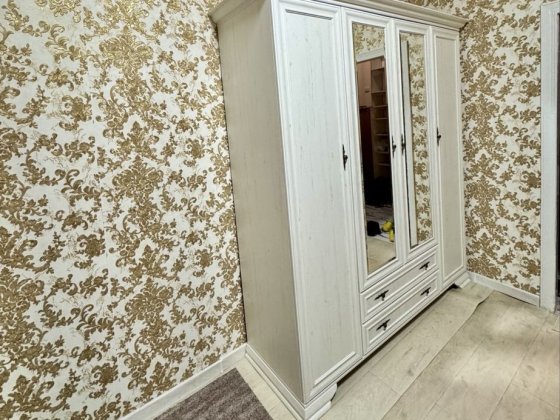 Здається кімната в гуртожитку (Подільський район)