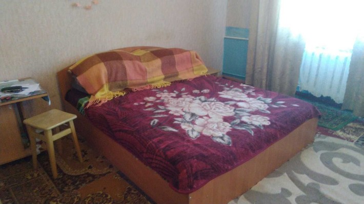 Здам кімнату в гуртожитку,провул.Будівельників,метро Дарниця 6000грн+ком. - фото 1