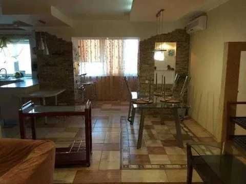 1500 грн. в месяц Классное Жилье в Киеве! Метро Харьковская ! Без залога Недорого - фото 1