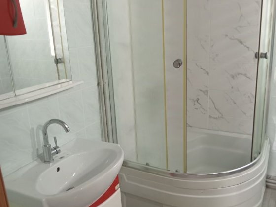 Здається 2 кімната квартира в Східниці біля содової . Всі деталі за номером телефону 0993478389