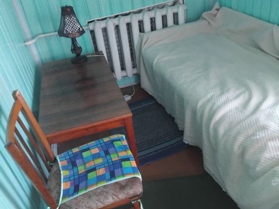 кімната квартира у будинку 5 хв до нового корпусу Острог