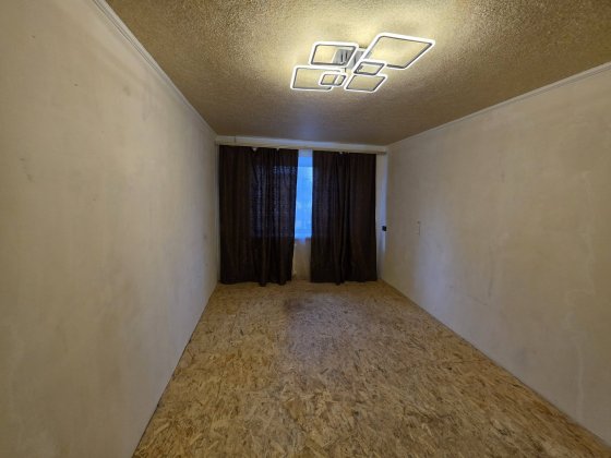 Продам 2-квартиру по 9 мая. центральная часть города Кам'янське