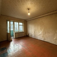 Продам 2-квартиру по ул.Польская р-н Украина Каменское