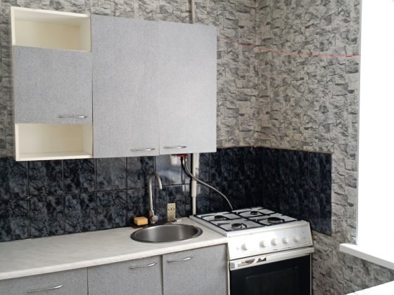 Сдам 1-ком Левый Берег 3мкр р-н Варуса. Срочно Кам'янське