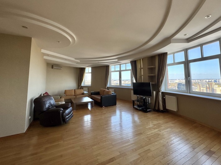 5-кімнатна квартира 267 м² з панорамним видом  б-р Лесі Українки, 23 - фото 1