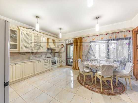 Оренда таунхауса 200 м², Вишгород   5 кімнат+кабінет+горище Закрита територія, сад, пляж поруч Вышгород