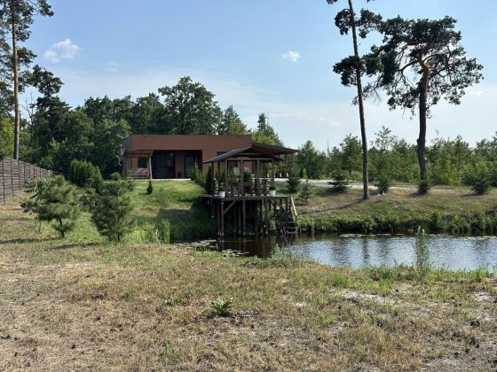 Здається сучасний будинок м.Сміла Смела