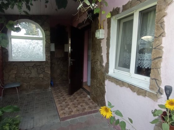 Двох кімнатний будинок.  Ближні Гречани