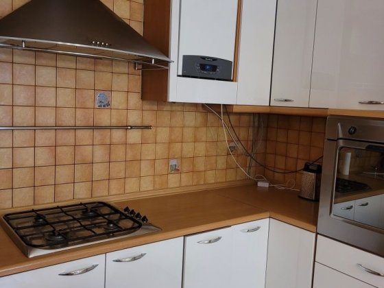 Оренда н/особняка в Центрі м Івано-Франківськ з гаражем,без господарів,ремонт,все необхідне Вільно Б Івано-Франківськ