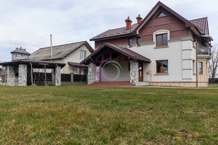 Будинок 135 м2 з ремонтом та і/о в передмісті Івано-Франківська - фото 1