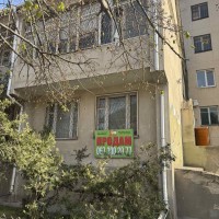 Продам помещение под бизнес, 240м2, 2 входа, 3 этажа Черноморск