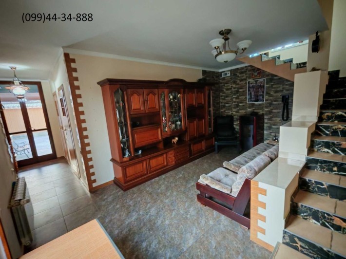 Приватний будинок у межах міста (р-н Стрийська / Попова) Великий гараж + склад. - фото 1