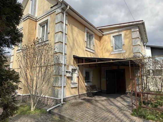 Оренда будинку Осокорки, поруч Дніпро, 200 м², ділянка 10 соток, без комісії Киев