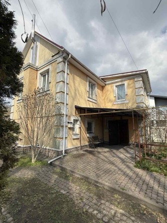 Оренда будинку Осокорки, поруч Дніпро, 200 м², ділянка 10 соток, без комісії - фото 1