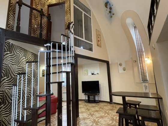 Здаю свій будинок в оренду метро Славутич Киев