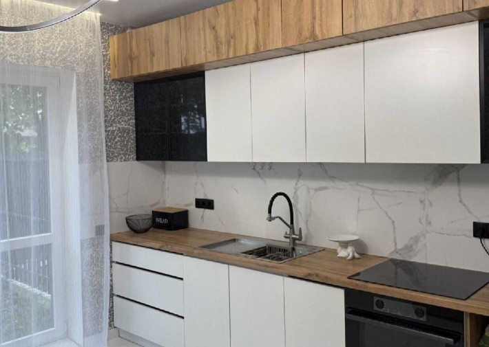 Довгострокова оренда таунхауса на вул. Житня - фото 1