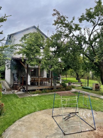 СОБСТВЕННИК Сдам Дом Дача в Самаровке. Возле реки. Только семье. - фото 1