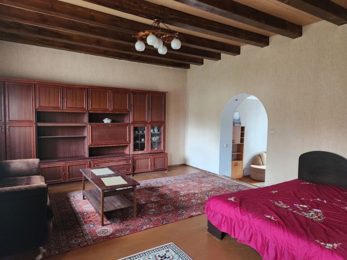 Оренда  частини будинку в центре  Житомира , окремий  двiр , гараж - фото 1