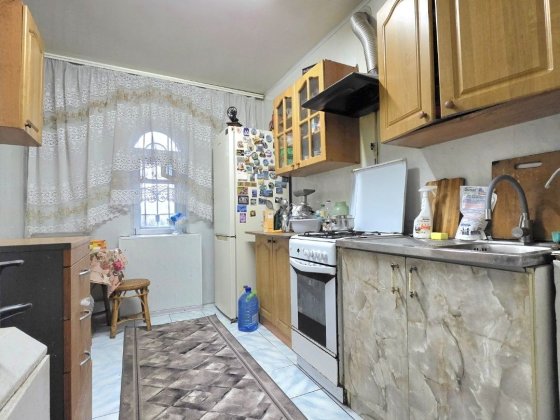 Звоните после прочтения. Левый берег. В двух минутах река!  Дом! Риелторы не звоните. Днепр