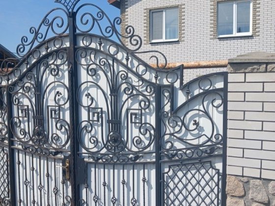 Здається будинок   Балабине можна військовим Запорожье