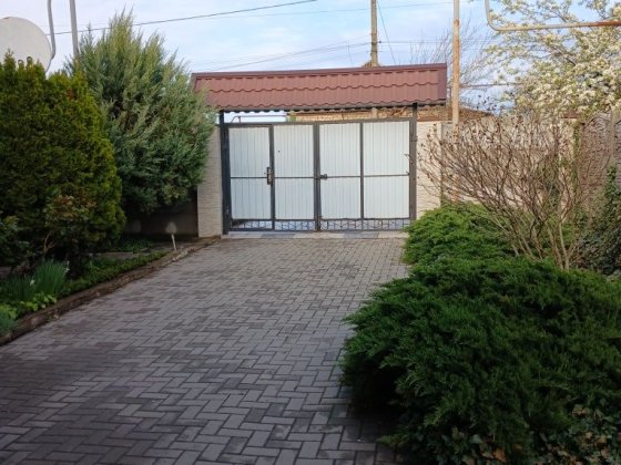 Здається будинок Балабине Запорожье