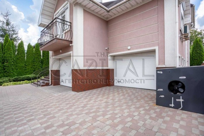 Аренда дома под офис! Гараж с выходом в дом! Опен спейсы и отдельные комнаты! Ролеты на окнах - фото 1