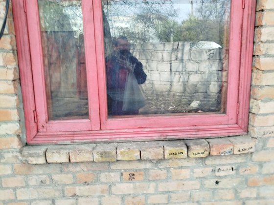 Сдам пол дома район детской больницы, 2 комнаты прихожая, отдельный двор закрывается, вода и туалет  Кропивницький