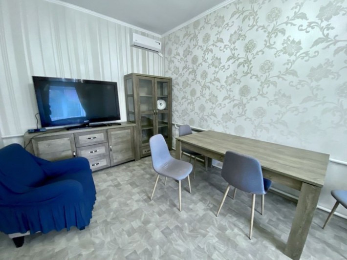 Чудовий будинок у місті. - фото 1