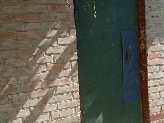 сдам флигель без удобств, туалет вода возле дома  2000 гр в месяц Кропивницкий