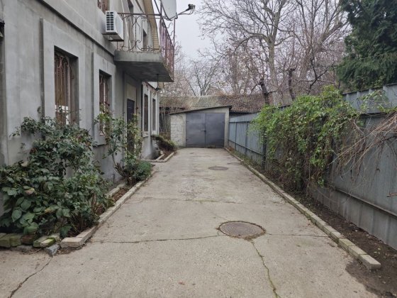 Оренда затишного будинку 120 м² — вул. Степана Бандеры 47 Дніпро