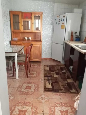 Сдаю дом со всеми удобствами для командировочных. Район Центральный. - фото 1